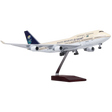 XL Saudi Arabian Boeing 747 Model Aircraft - Photo 1