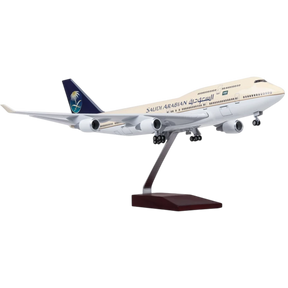XL Saudi Arabian Boeing 747 Model Aircraft - Photo 1