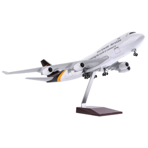 XL UPS Boeing 747 Model Aircraft - Photo 1