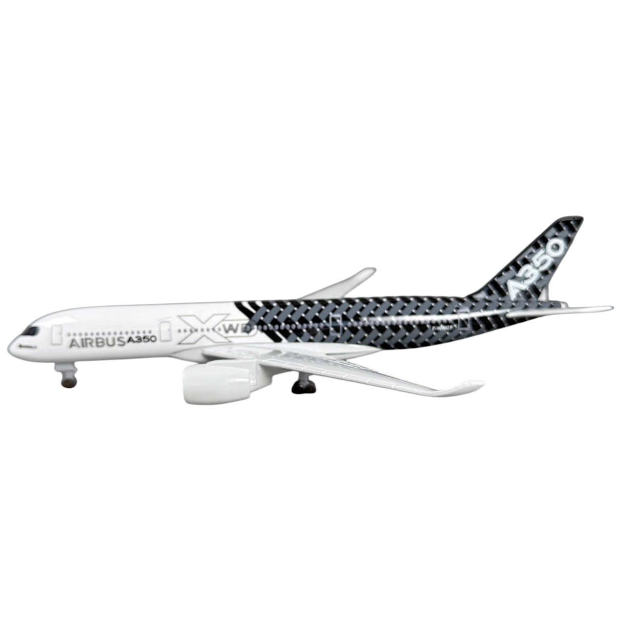 Prototype Airbus A350 XWB Model Aircraft - Photo 4