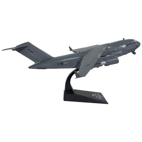 C-17 Globemaster III - RAF Model Aircraft - Photo 2