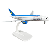 Uzbekistan Airways Boeing 787 Model Aircraft - Photo 1