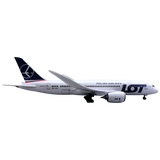 XL LOT Polish Airlines Boeing 787